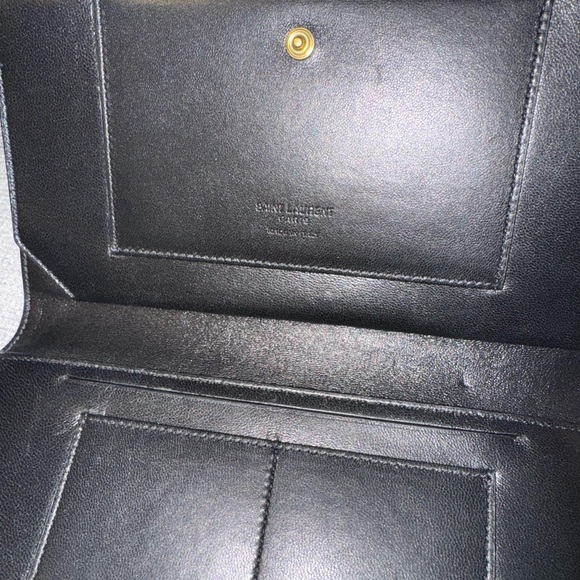 New Saint Laurent Black Leather Travel Wallet - Picture 5 of 8